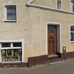 Handicraft & Flowers (Książ Wielkopolski en Merlo San Luis)