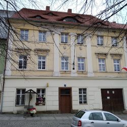 Klinikow Krystyna. Kwiaty I Upominki (Chełmsko Śląskie )