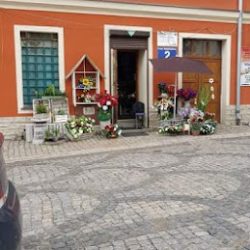 Kwiaciarnia Bukiecik (Boguszów-Gorce )