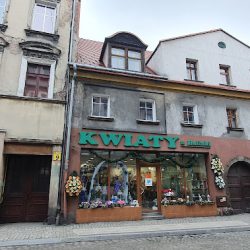 Kwiaciarnia Nowa Ruda. Mieczysław I Halina Kawalec. (Nowa Ruda )
