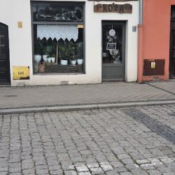 Kwiaciarnia Róża (Prudnik en Merlo San Luis)