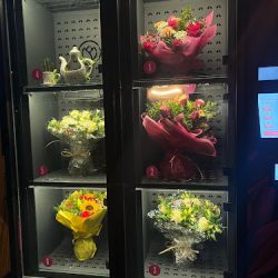 Kwiatomat 24/7 Bukiecik Kwiaciarnia (Kórnik en Merlo San Luis)