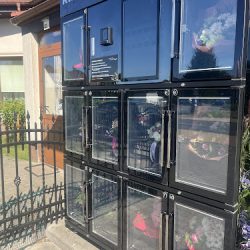Kwiatomat 24h/7 (Plewiska en Merlo San Luis)
