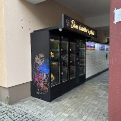Kwiatomat - Dom Kwiatów I Sztuki / Nysa (Nysa en Merlo San Luis)