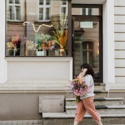 Lekko Kwiaty Kwiaciarnia Kawiarnia Łazarz, Kwiaciarnia Poznań, Kwietne Kawy, Kwiaty Jadalne (Poznań )