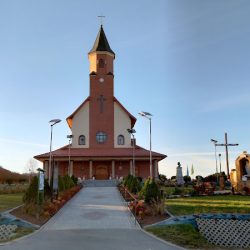 Parafia Rzymskokatolicka Pw. Podwyższenia Krzyża Świętego W Czaszynie (Czaszyn )