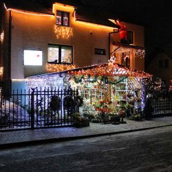 Sklep WielobranŻowy - Kwiaciarnia 