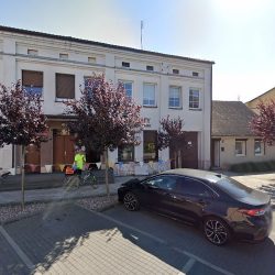 Usługi Florystyczne Galązka (Kazimierz Biskupi en Merlo San Luis)